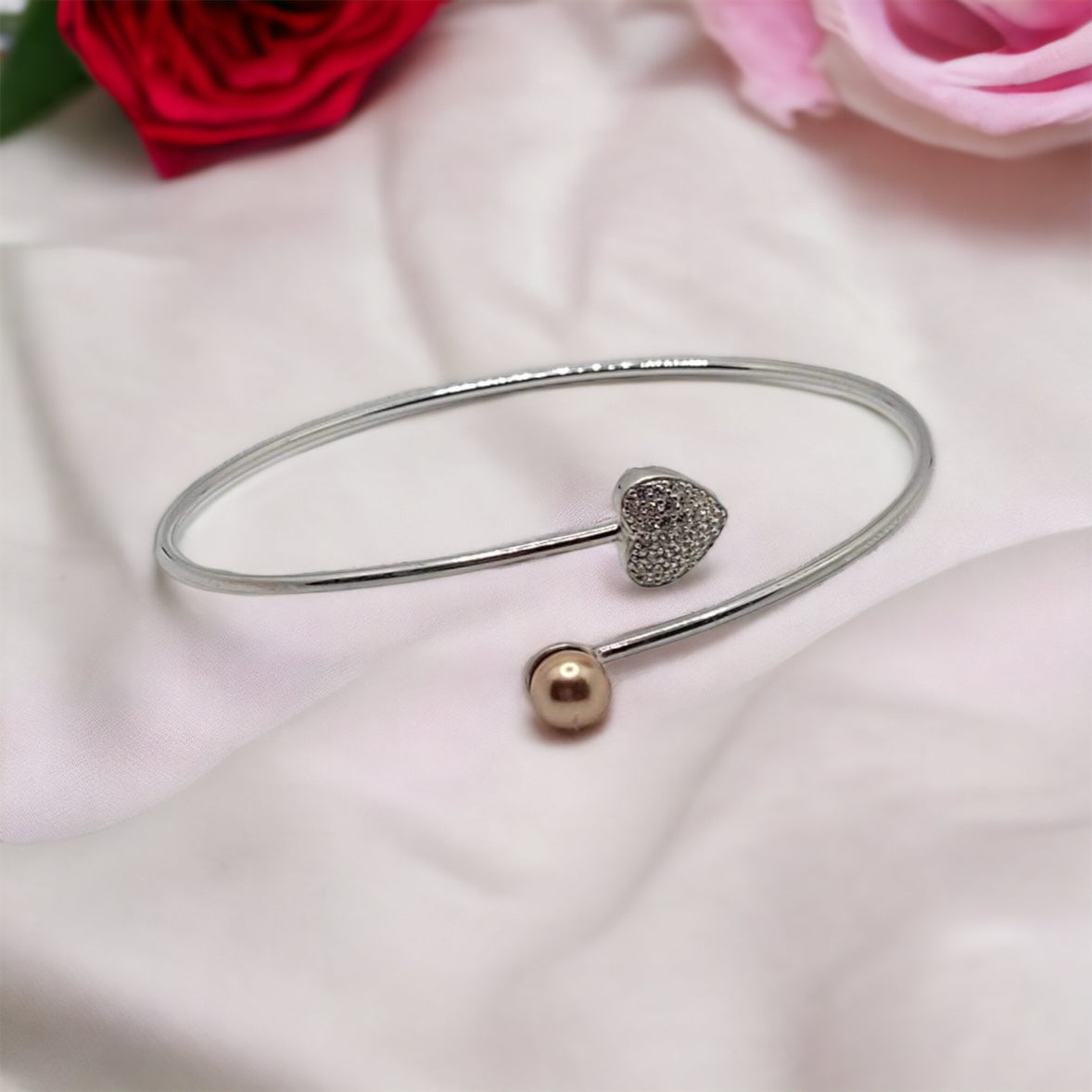 Swarovski Pearl Heart Bangle ‘Rose’