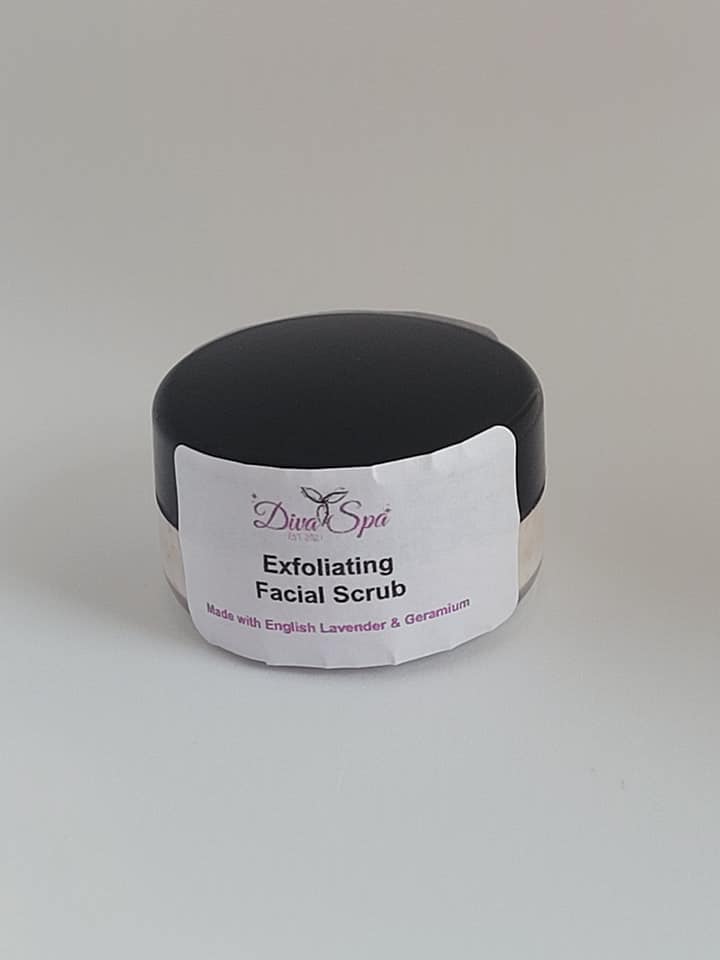 Exfoliating facial scrub sample